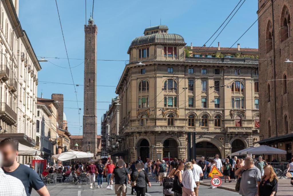 Piazza San Domenico Rooms - Bedinbolognacentro Bagian luar foto