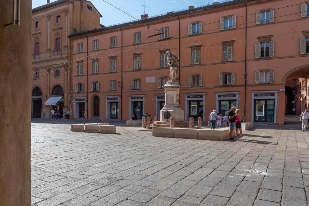Piazza San Domenico Rooms - Bedinbolognacentro Bagian luar foto